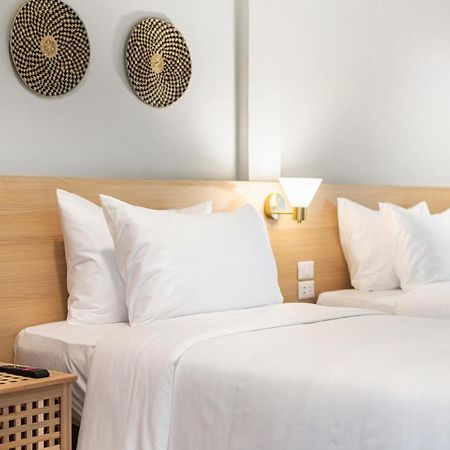 Hotel Wizpark Ratchada Бангкок Экстерьер фото