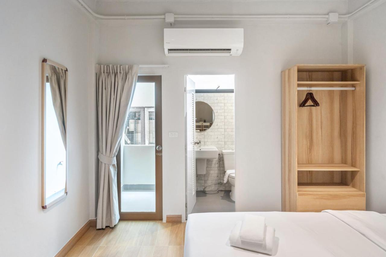 Hotel Wizpark Ratchada Бангкок Экстерьер фото